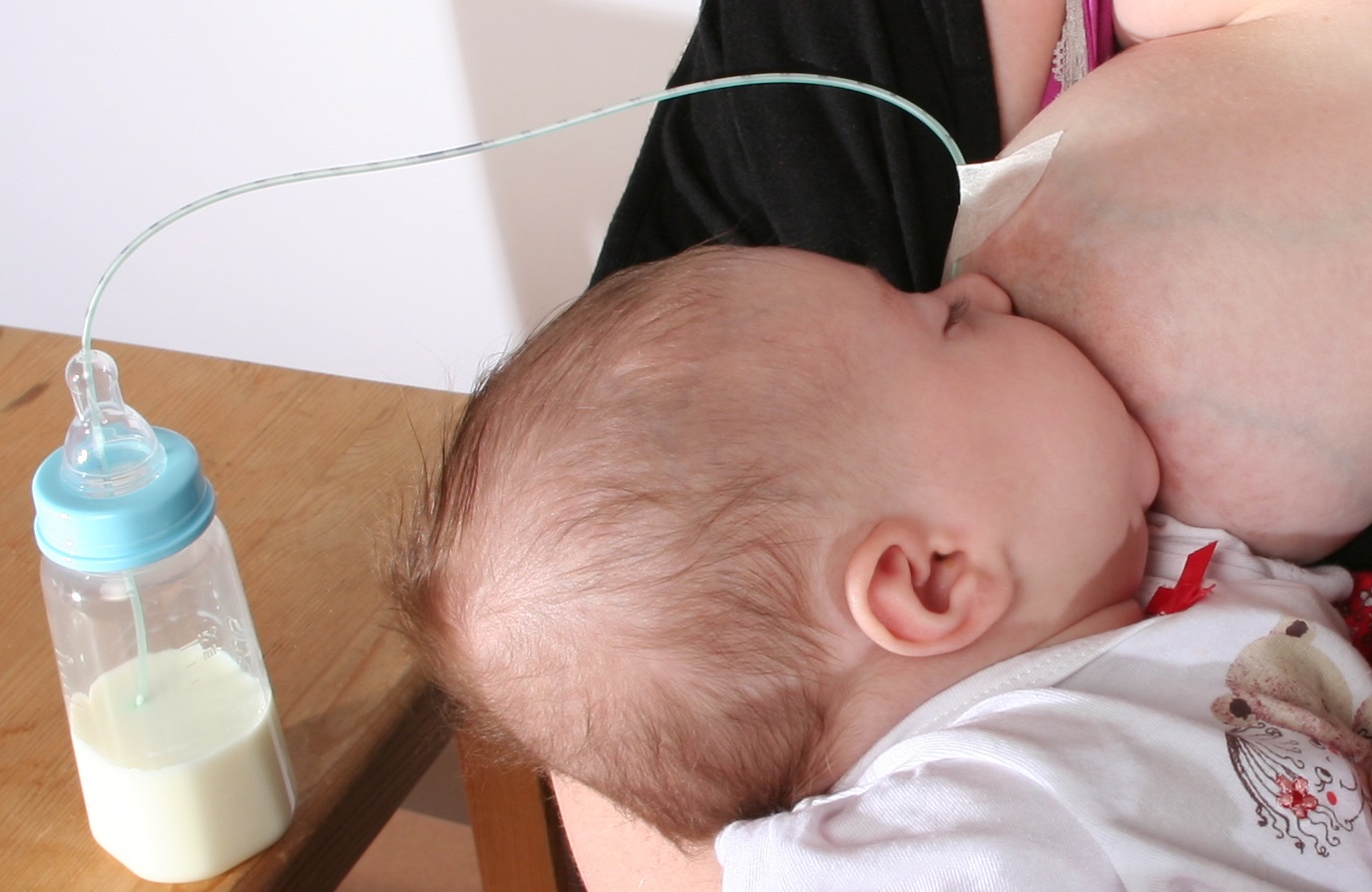 Un Dispositif D Aide A L Allaitement Dal Pas Cher La Preuve Par Le Bebe Un Dispositif D Aide A L Allaitement Dal Pas Cher La Preuve Par Le Bebe