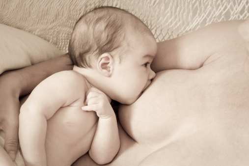 Une maman déterminée à allaiter malgré les difficultés